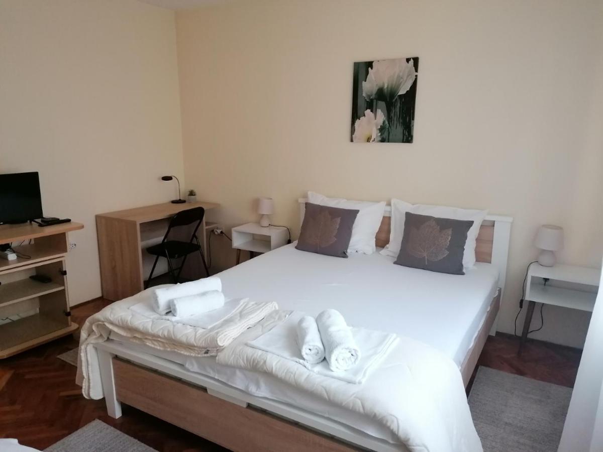 Haus Apartman Zajecar M&L Kültér fotó