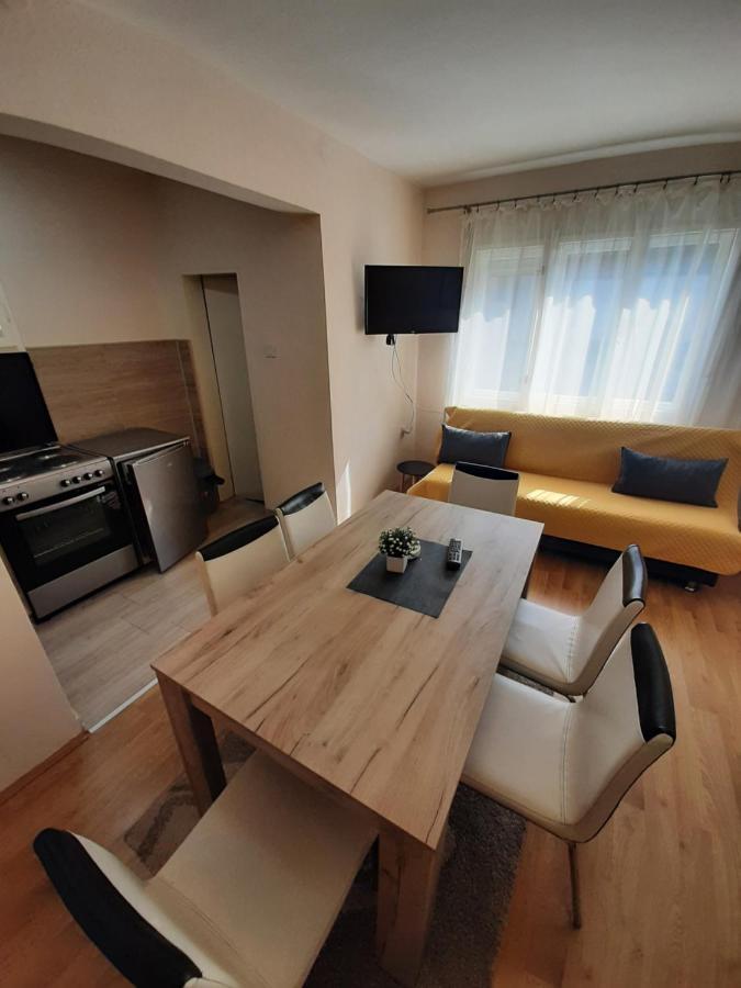 Haus Apartman Zajecar M&L Kültér fotó